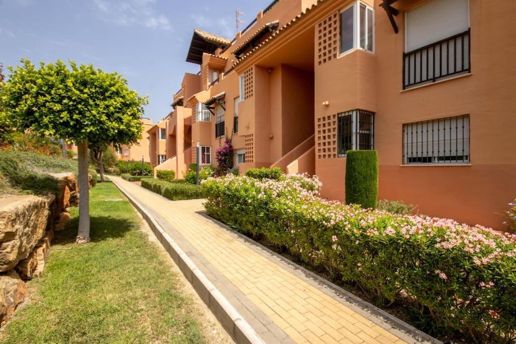 Apartament Penthouse With Roof Terrace, Bbq, Pool- And Sea Views Buenas Noches Zewnętrze zdjęcie